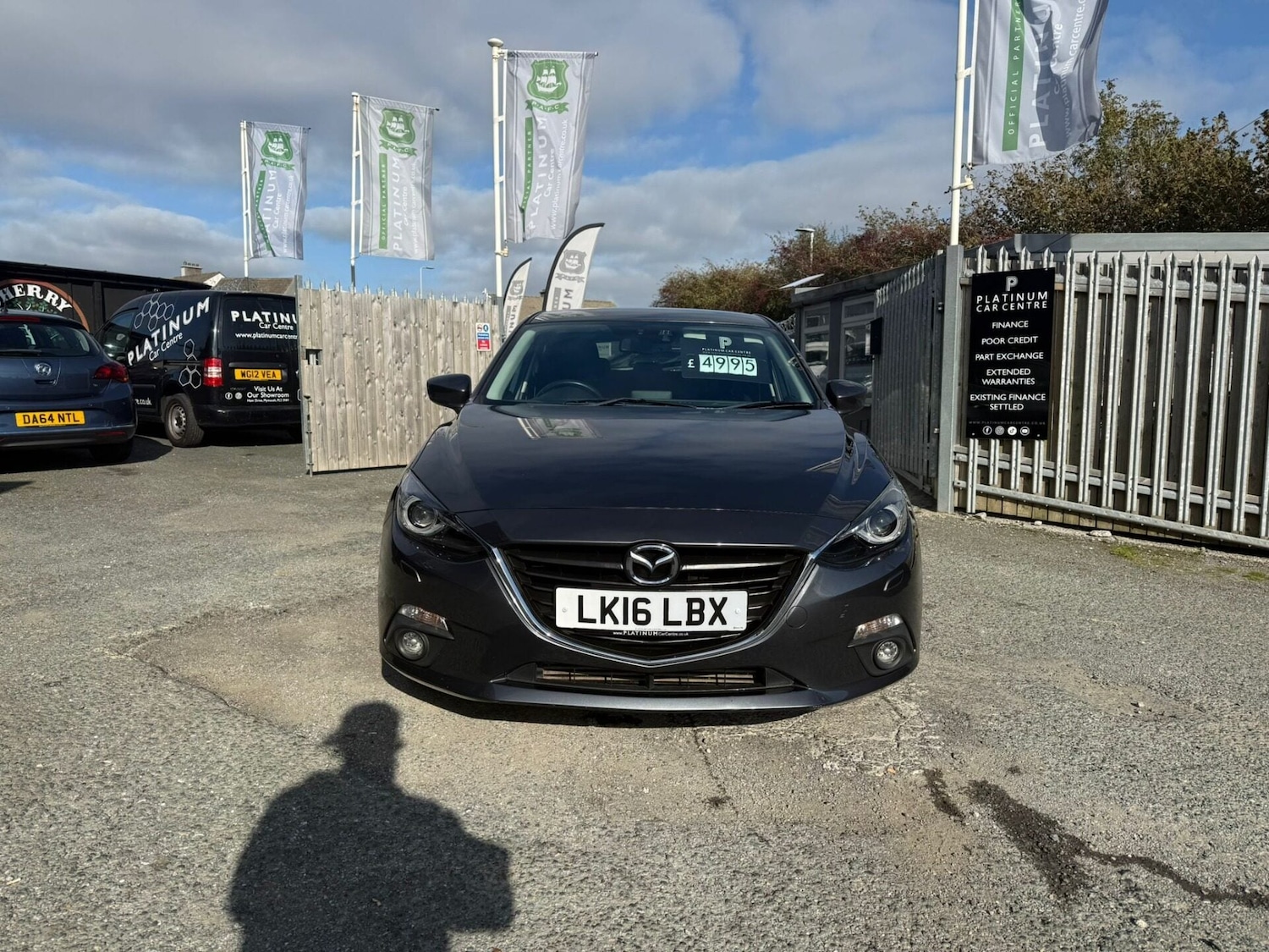 Used Mazda Mazda3 2016 for sale - 76946874: Photo 2