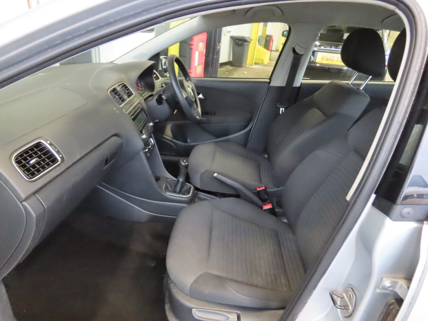 Used Volkswagen Polo 2011 for sale - 77447674: Photo 11