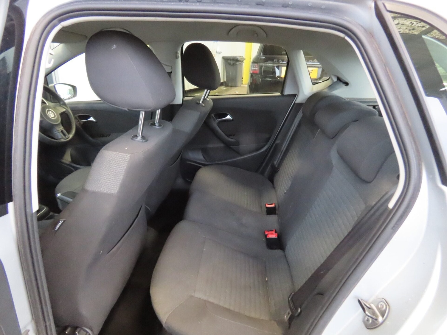 Used Volkswagen Polo 2011 for sale - 77447674: Photo 7