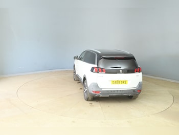 Used Peugeot 5008 2019 for sale - 79432571: Photo
