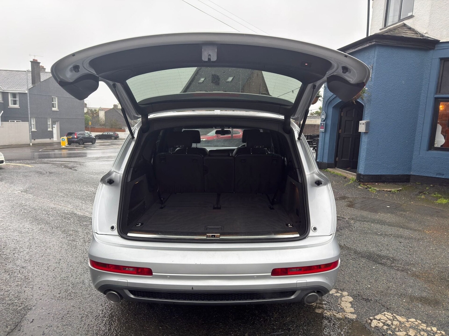 Used Audi Q7 2010 for sale - 76969857: Photo 10