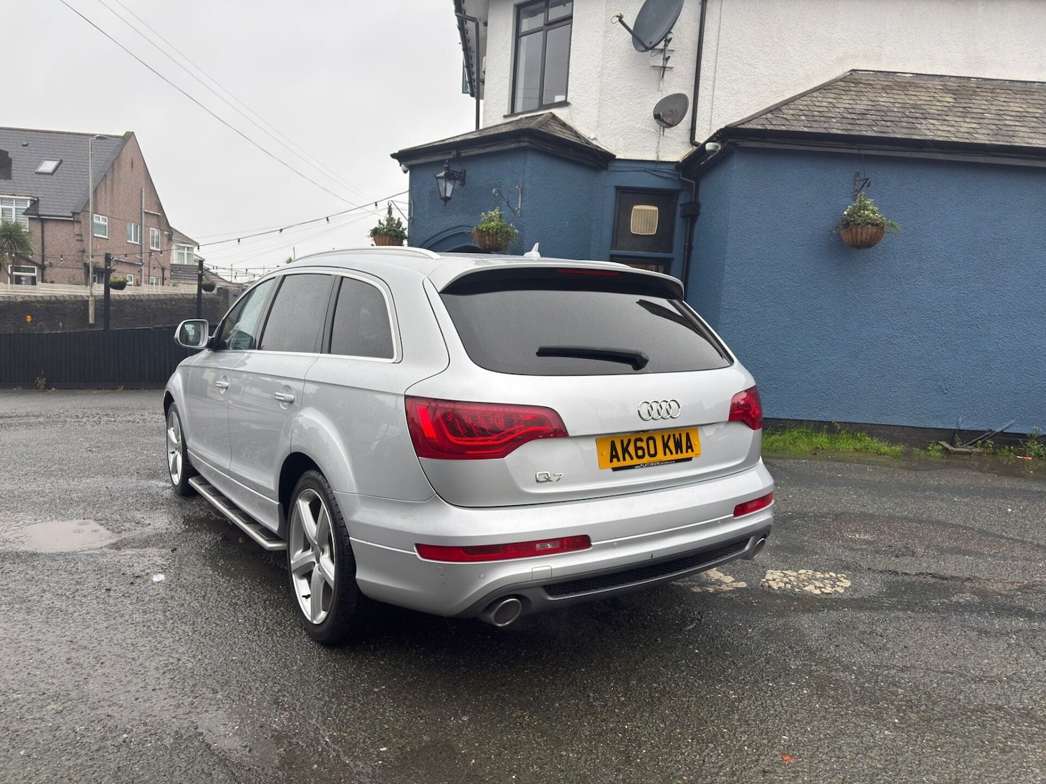 Used Audi Q7 2010 for sale - 76969857: Photo 5