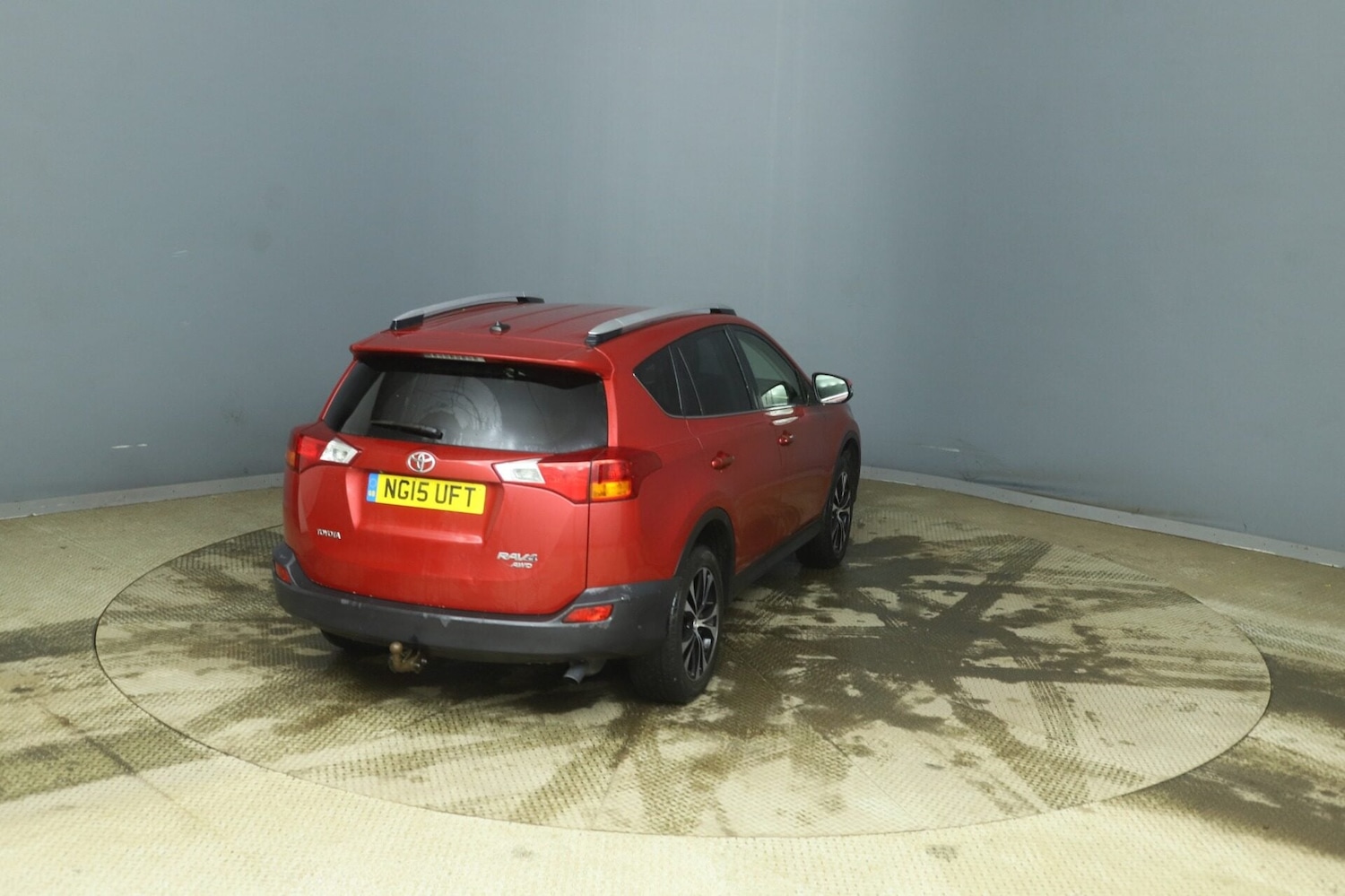 Used Toyota RAV4 2015 for sale - 77744447: Photo 6