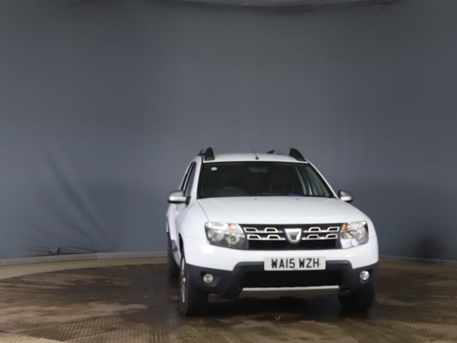 Used Dacia Duster 2015 for sale - 77568485: Photo 2