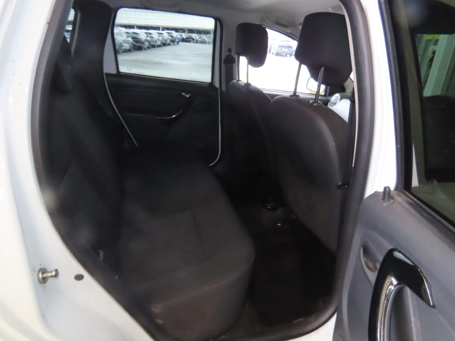 Used Dacia Duster 2015 for sale - 77568485: Photo 8