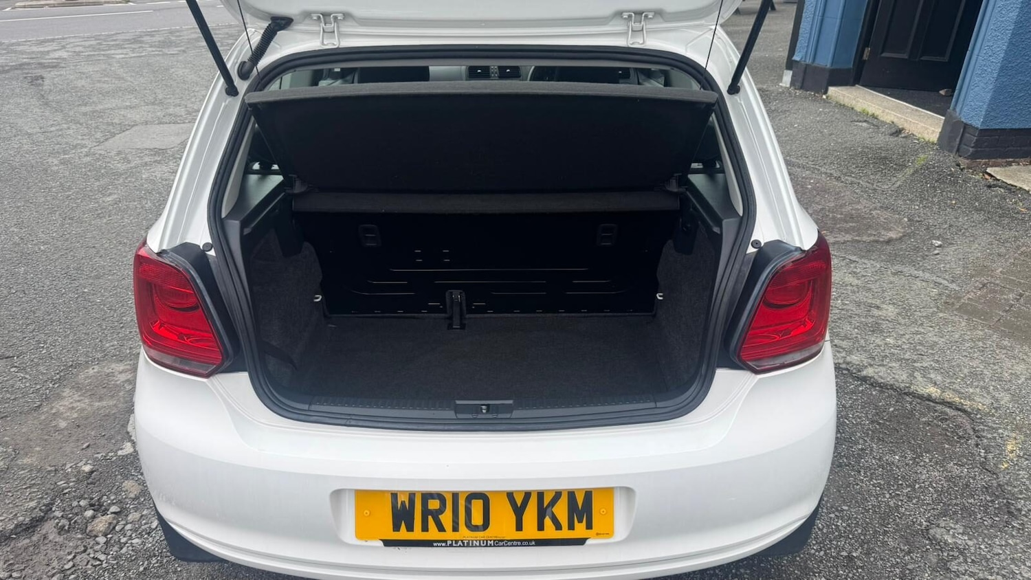 Used Volkswagen Polo 2010 for sale - 75984490: Photo 9