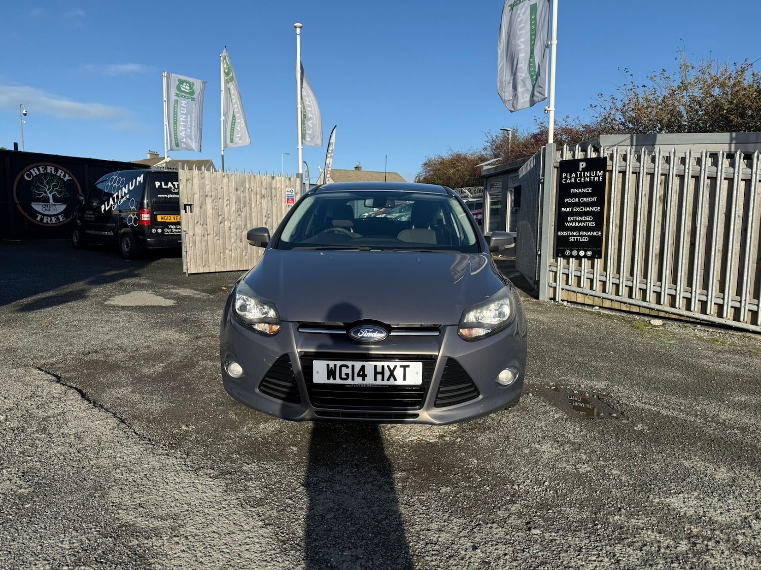Used Ford Focus 2014 for sale - 76343794: Photo 2