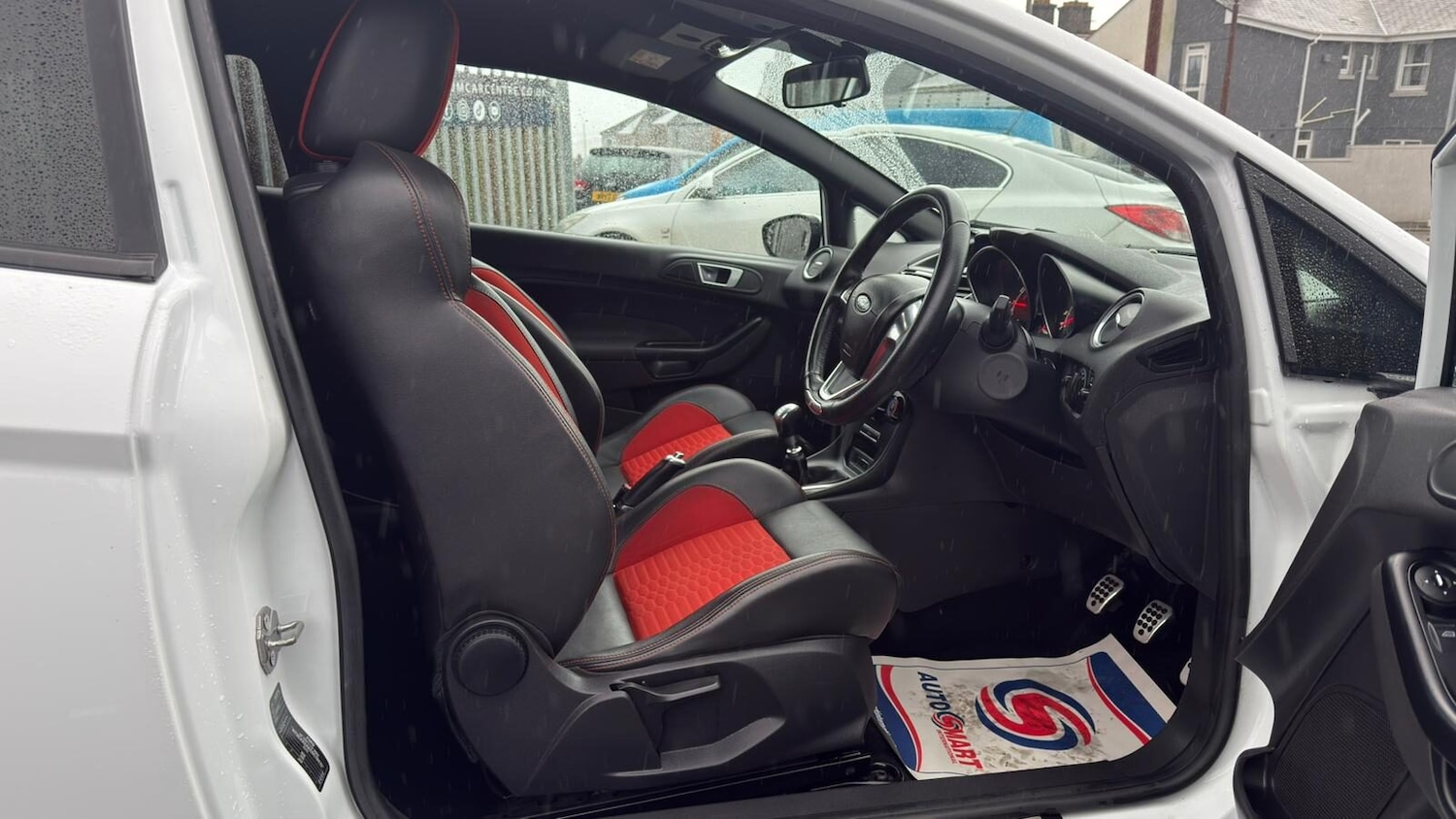 Used Ford Fiesta 2013 for sale - 77432710: Photo 7