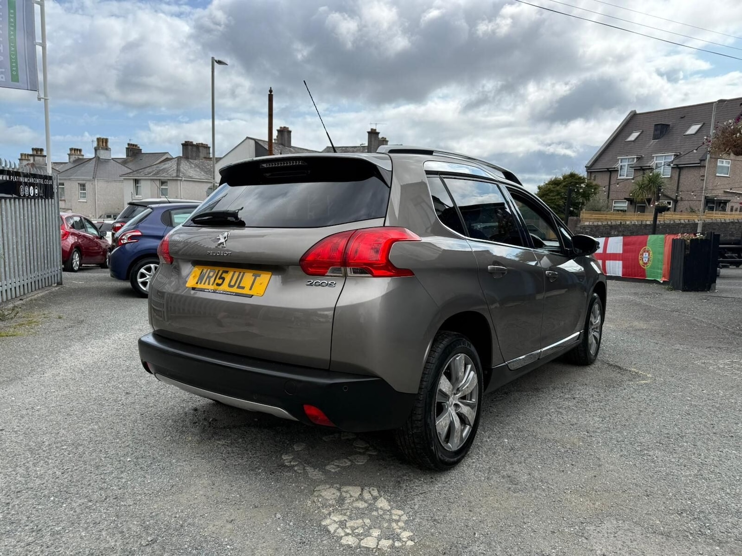 Used Peugeot 2008 2015 for sale - 77617952: Photo 4