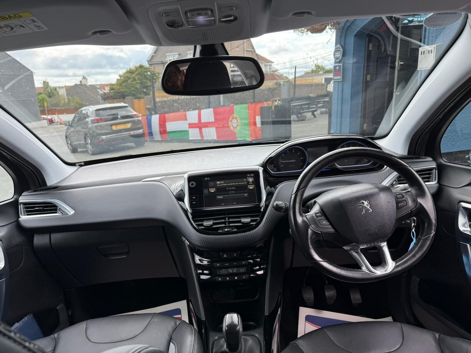 Used Peugeot 2008 2015 for sale - 77617952: Photo 8