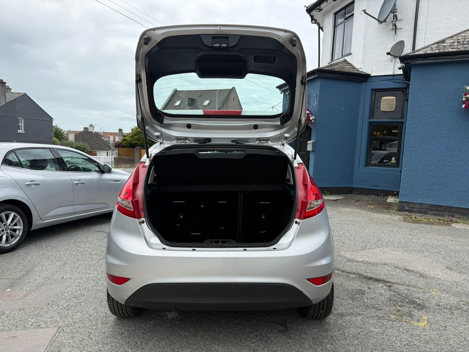 Used Ford Fiesta 2010 for sale - 78190759: Photo 5