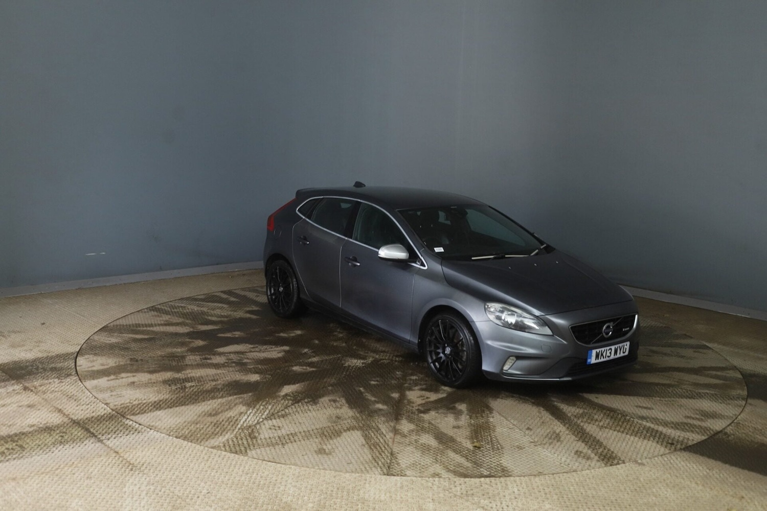 Used Volvo V40 2013 for sale - 76969858: Photo 1