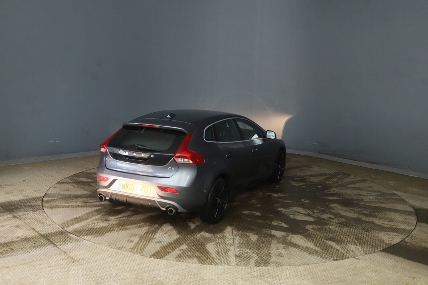 Used Volvo V40 2013 for sale - 76969858: Photo 6