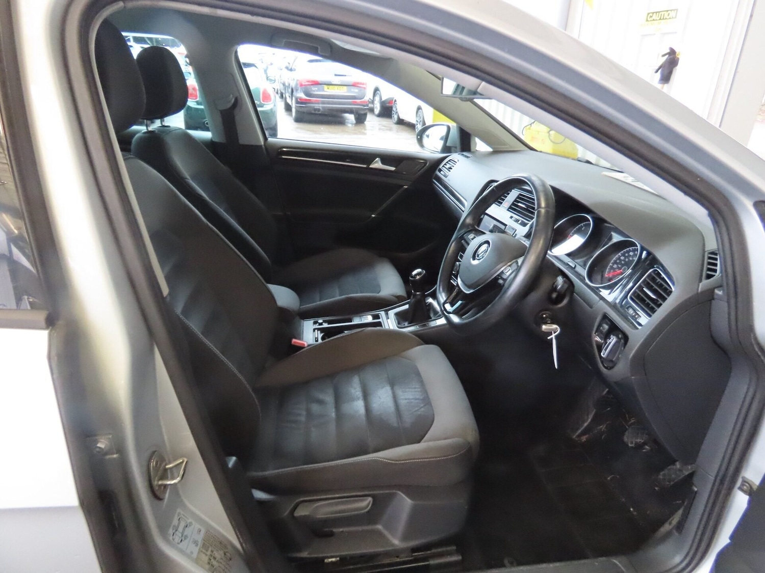 Used Volkswagen Golf 2014 for sale - 77490814: Photo 10