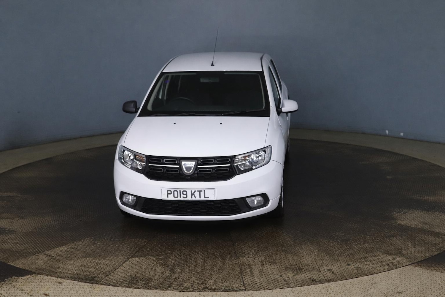Used Dacia Sandero 2019 for sale - 77324623: Photo 2