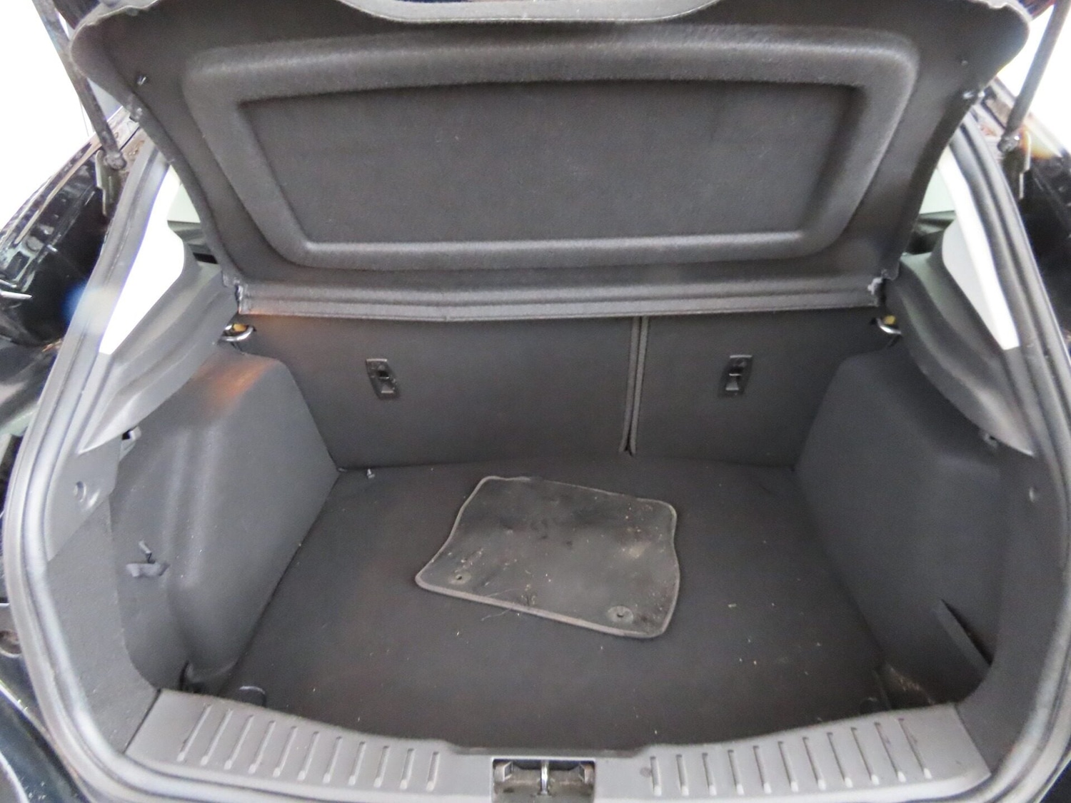 Used Ford Focus 2018 for sale - 77432720: Photo 9