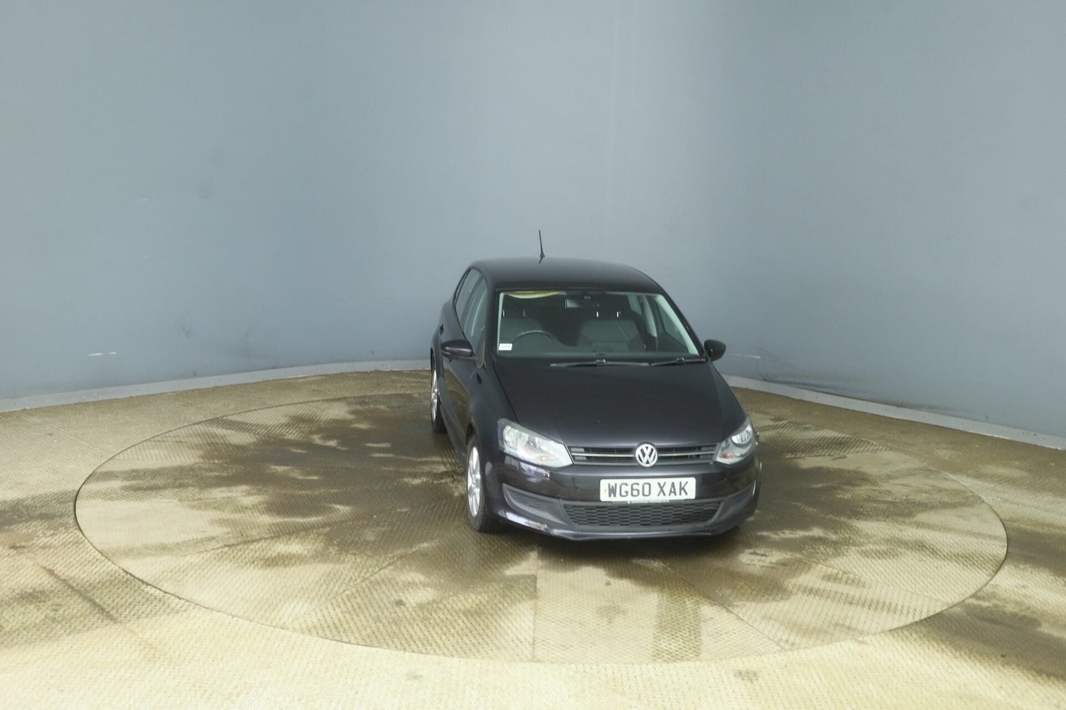 Used Volkswagen Polo 2011 for sale - 77744458: Photo 2