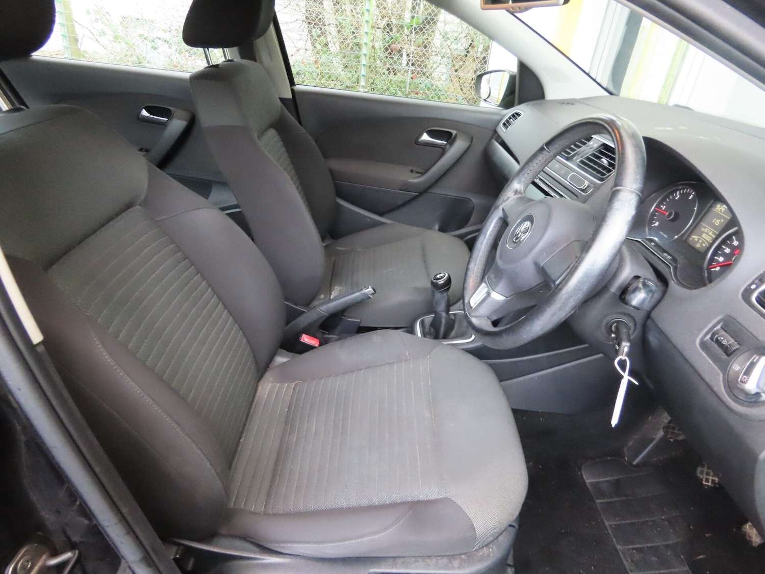 Used Volkswagen Polo 2011 for sale - 77744458: Photo 9