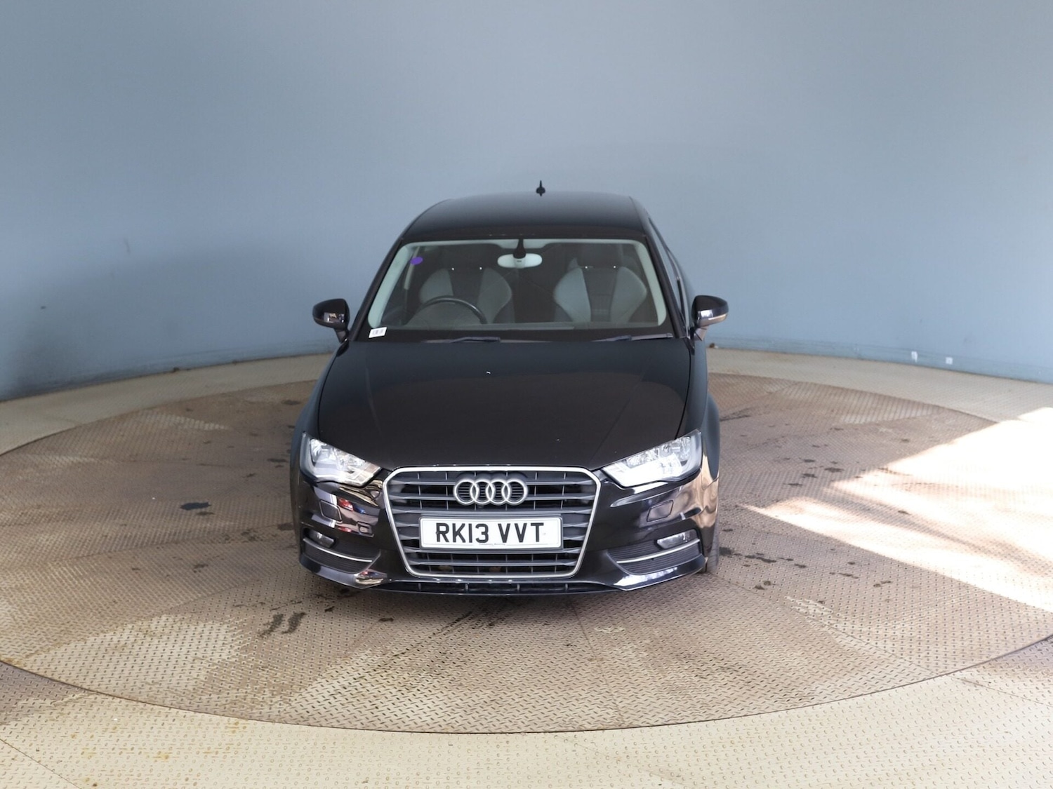 Used Audi A3 2013 for sale - 77760732: Photo 2