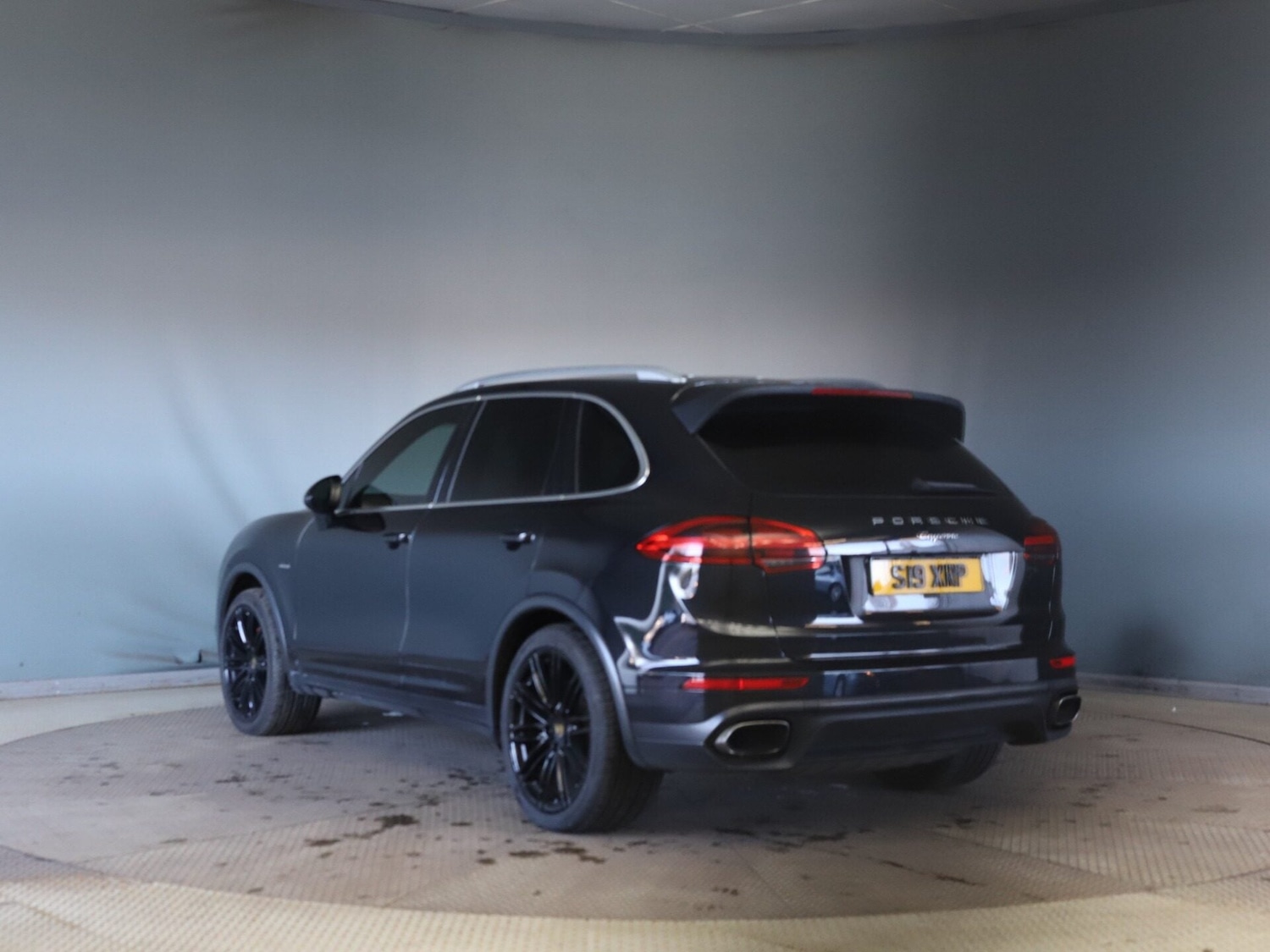 Used Porsche Cayenne 2015 for sale - 77447671: Photo 5