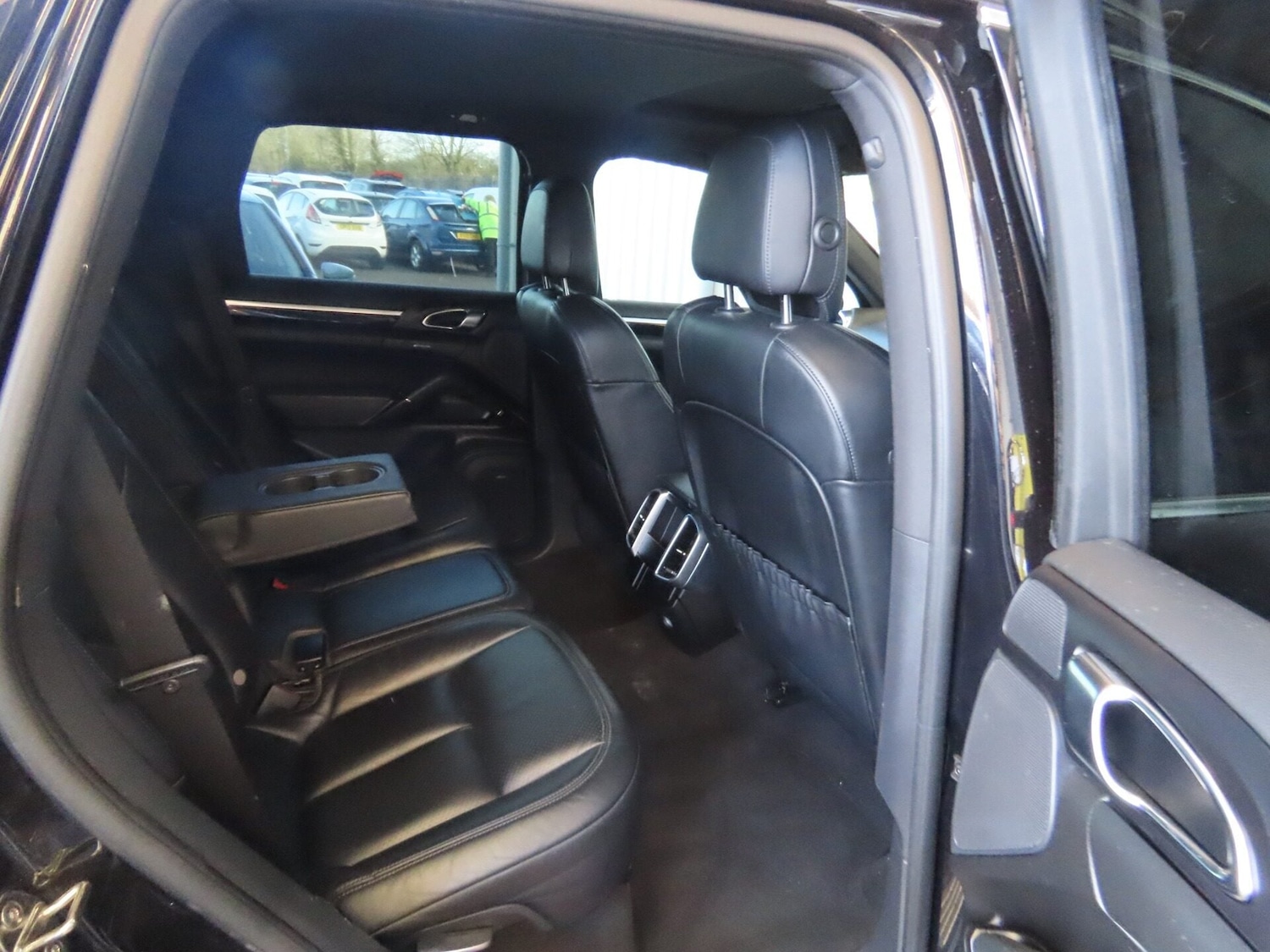 Used Porsche Cayenne 2015 for sale - 77447671: Photo 8