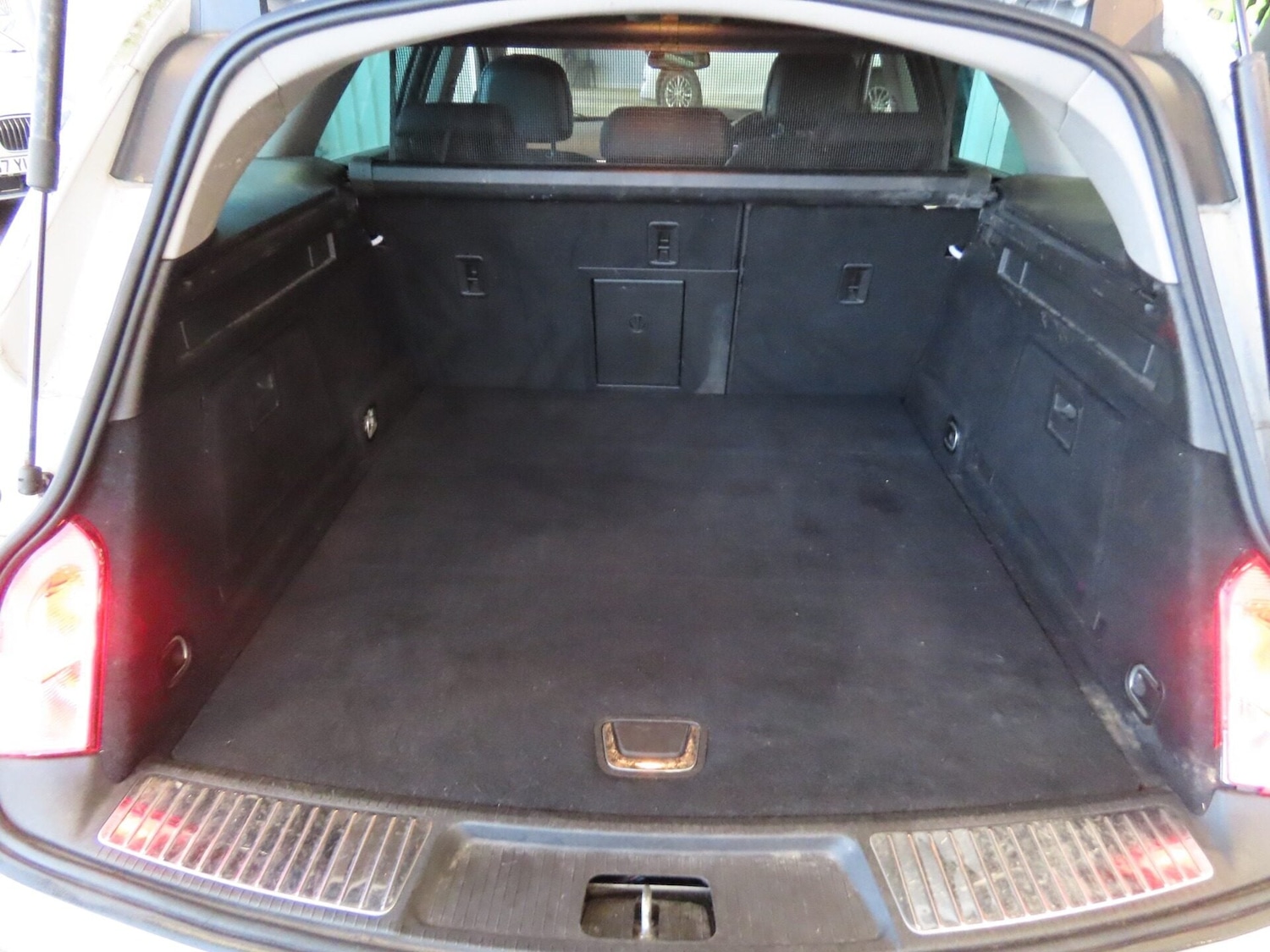 Used Vauxhall Insignia 2016 for sale - 77447669: Photo 9