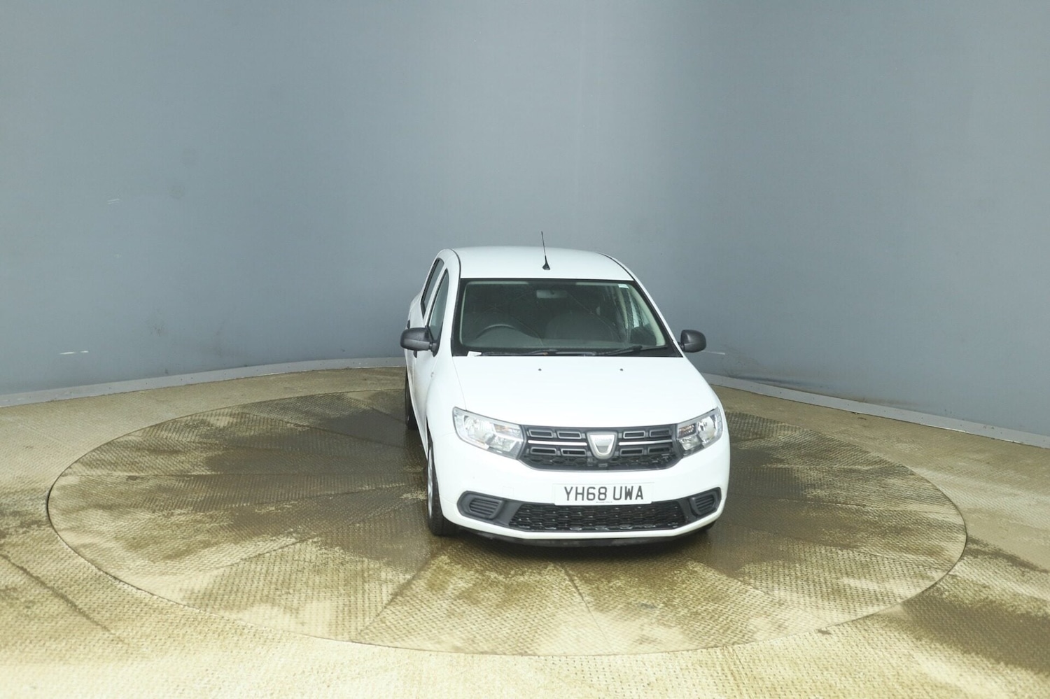 Used Dacia Sandero 2018 for sale - 77351282: Photo 2