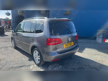 Used Volkswagen Touran 2012 for sale - 79705841: Photo