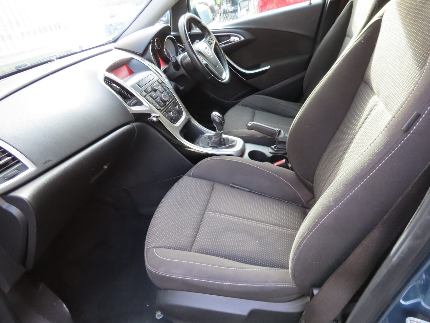 Used Vauxhall Astra 2013 for sale - 77272479: Photo 11