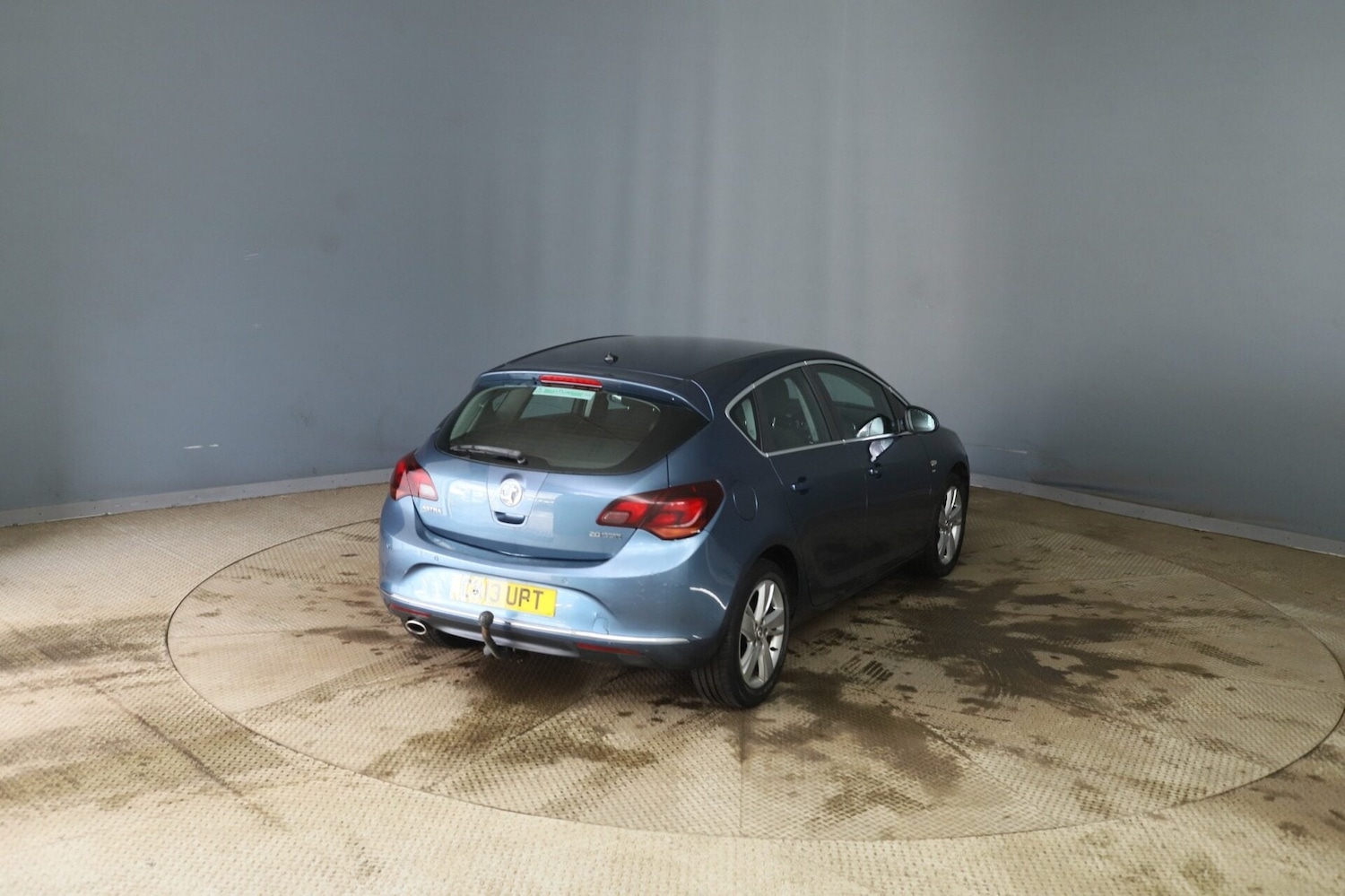 Used Vauxhall Astra 2013 for sale - 77272479: Photo 6