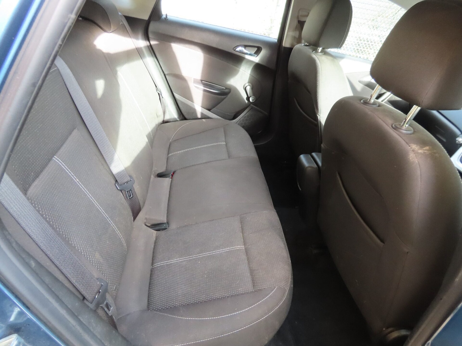 Used Vauxhall Astra 2013 for sale - 77272479: Photo 8