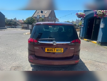 Used Vauxhall Zafira 2017 for sale - 79100196: Photo