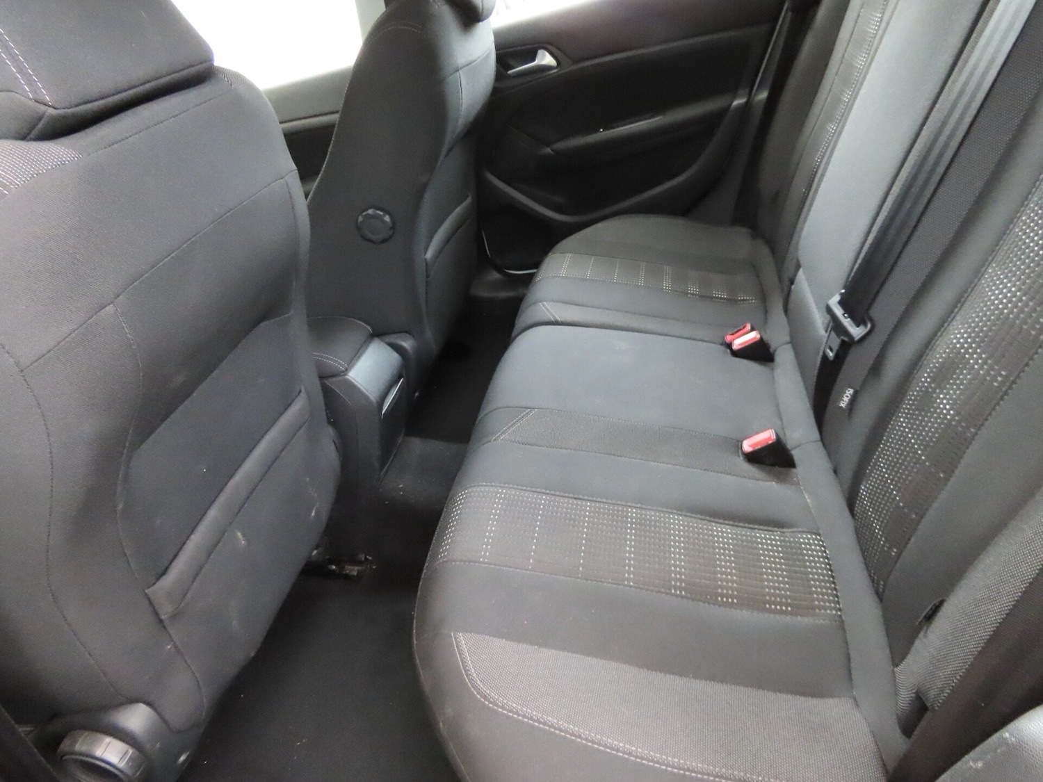 Used Peugeot 308 2015 for sale - 77663567: Photo 7