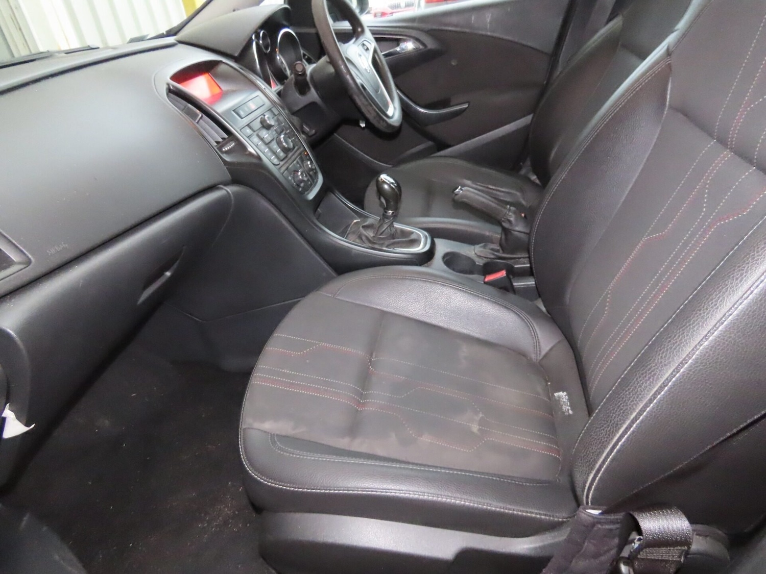 Used Vauxhall Astra 2012 for sale - 76343795: Photo 11