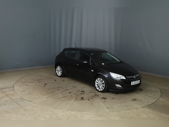 Vauxhall - Astra