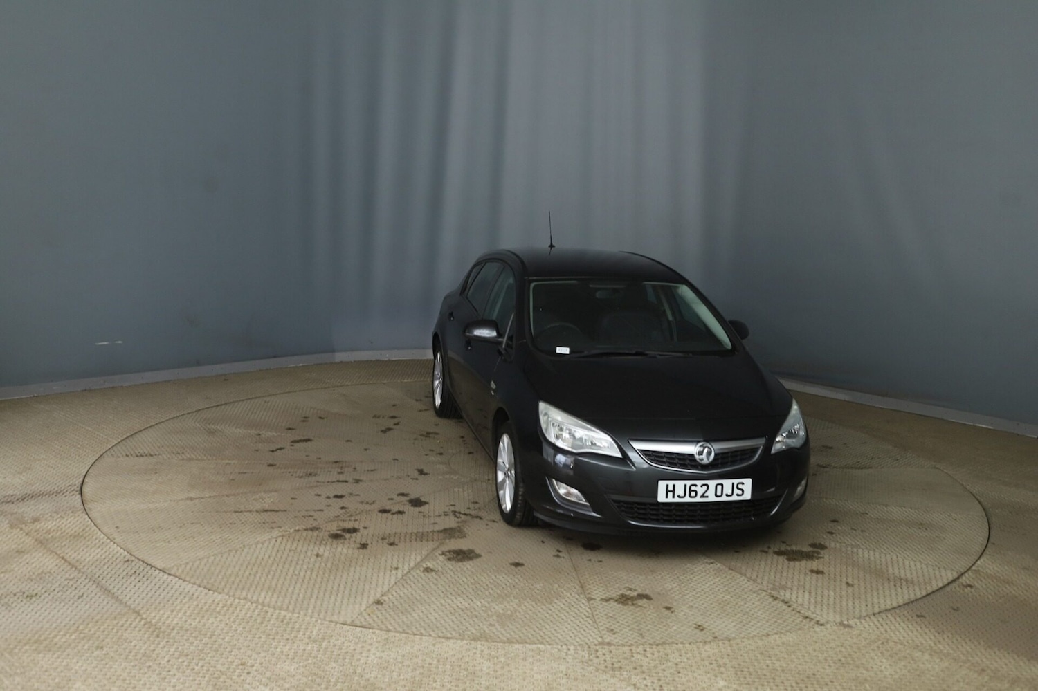 Used Vauxhall Astra 2012 for sale - 76343795: Photo 3