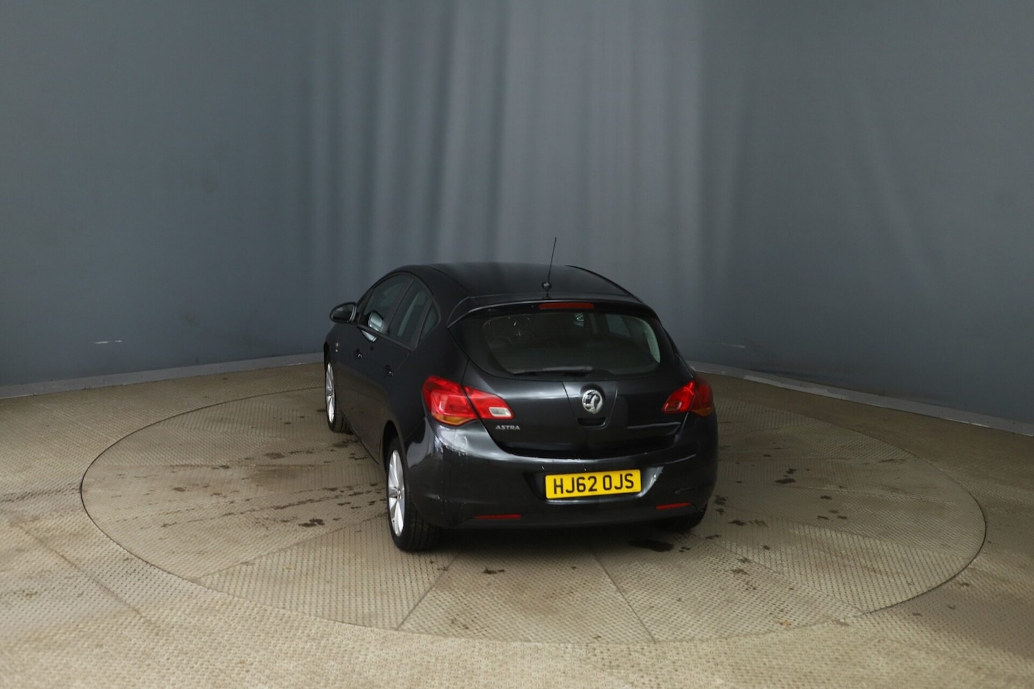 Used Vauxhall Astra 2012 for sale - 76343795: Photo 4