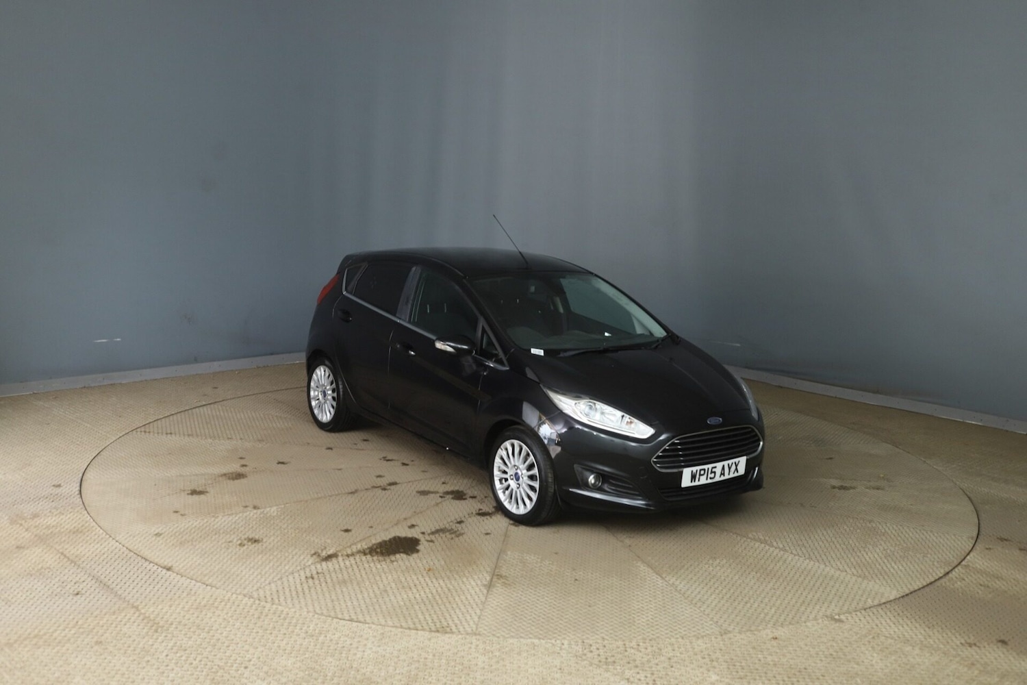 Used Ford Fiesta 2015 for sale - 76343815: Photo 1