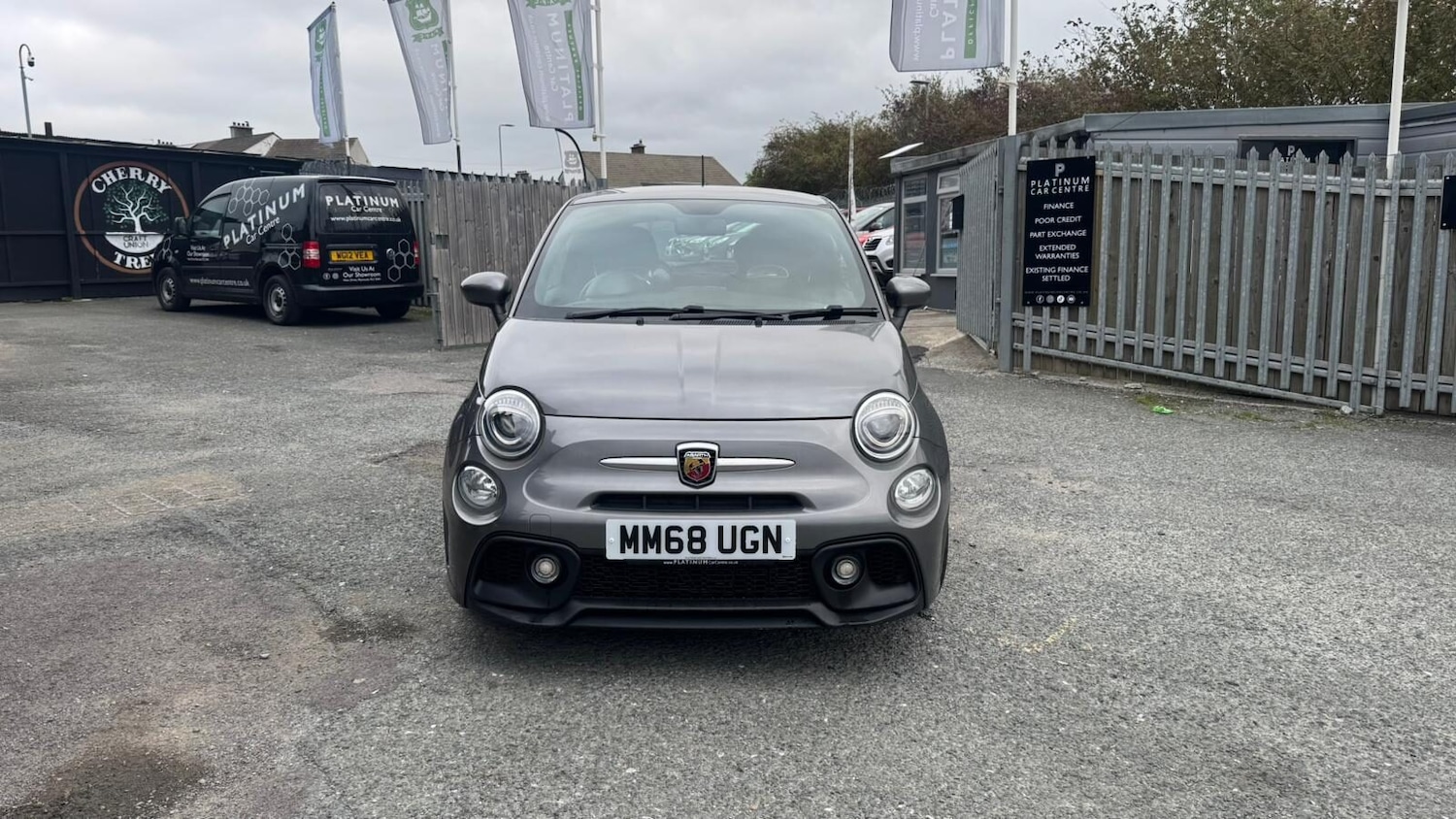 Used Abarth 500 2019 for sale - 76257159: Photo 2