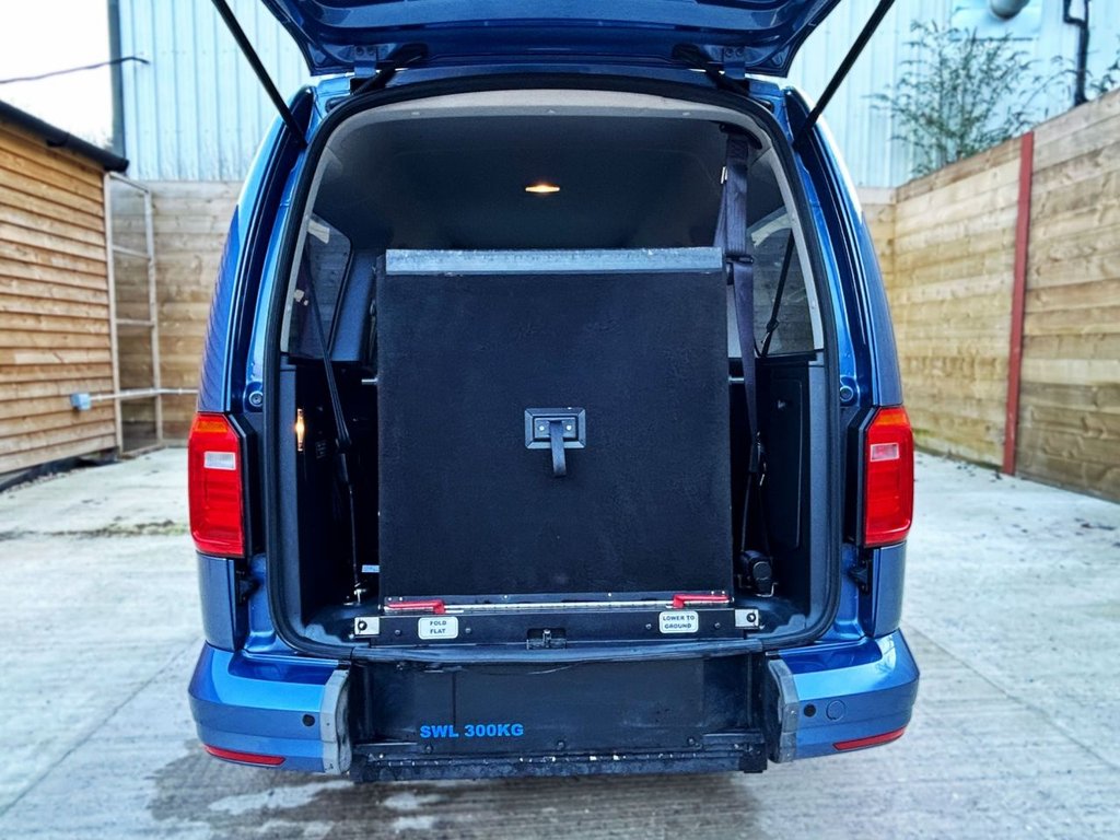 Used Volkswagen Caddy Maxi Life 2017 for sale - 78199911: Photo 12