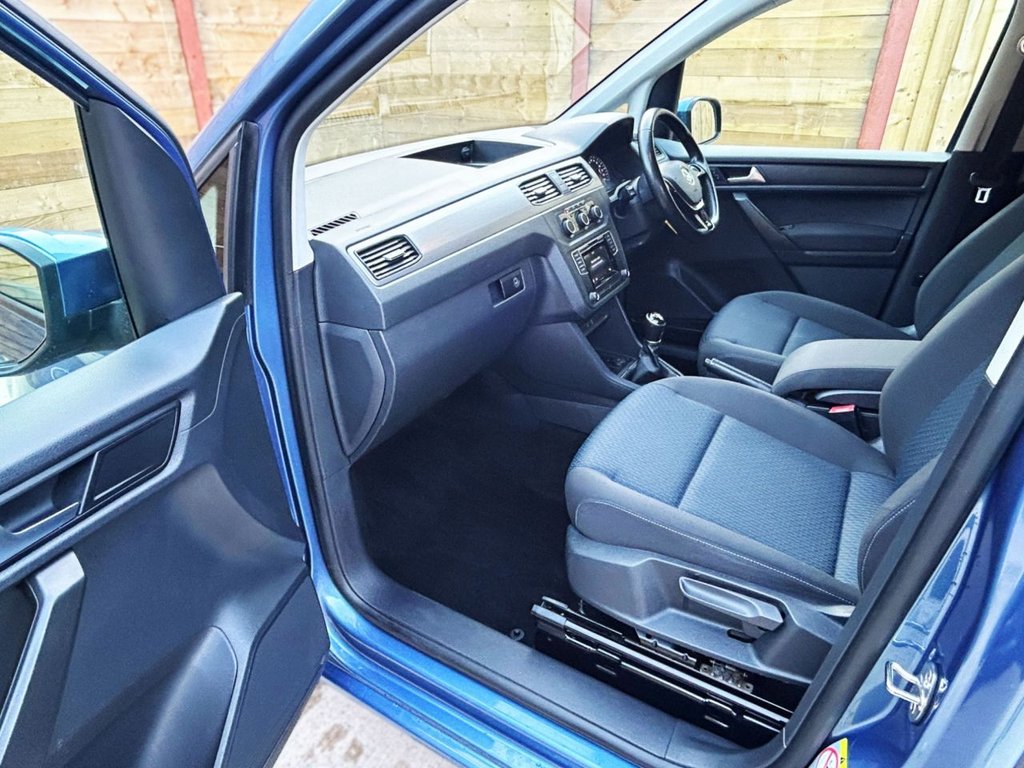 Used Volkswagen Caddy Maxi Life 2017 for sale - 78199911: Photo 19