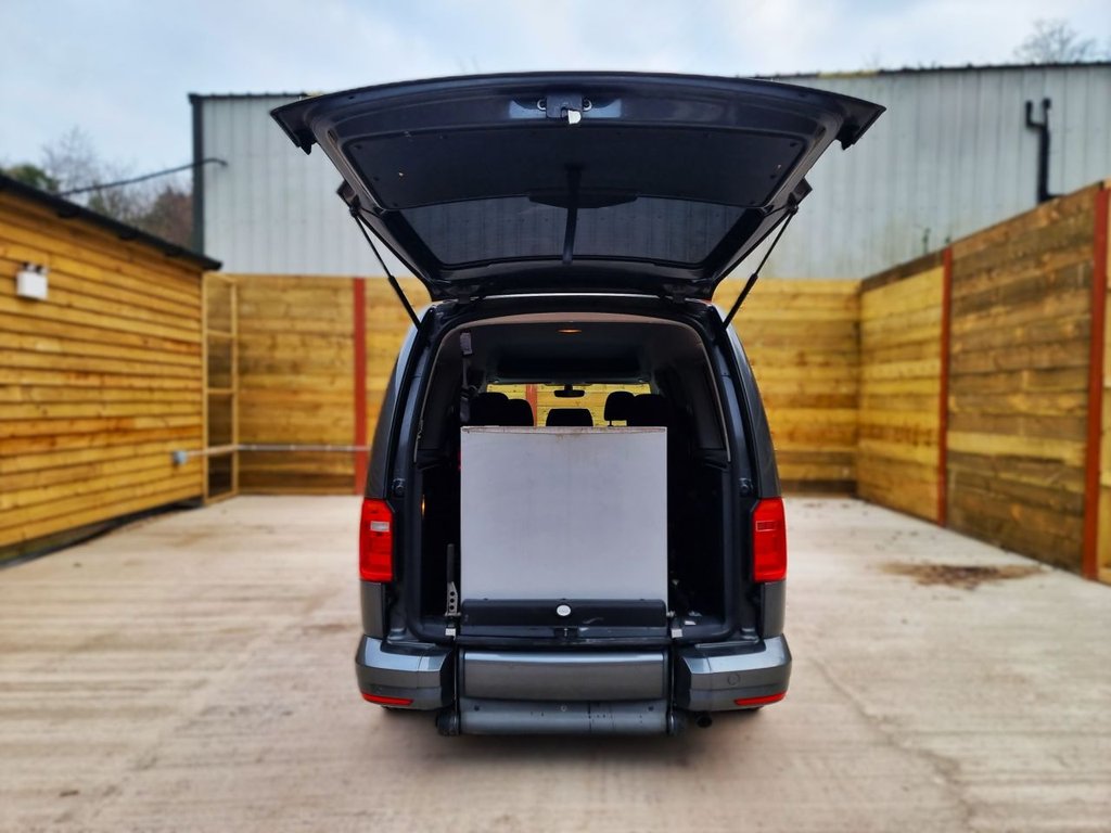 Used Volkswagen Caddy Life 2018 for sale - 76685873: Photo 15