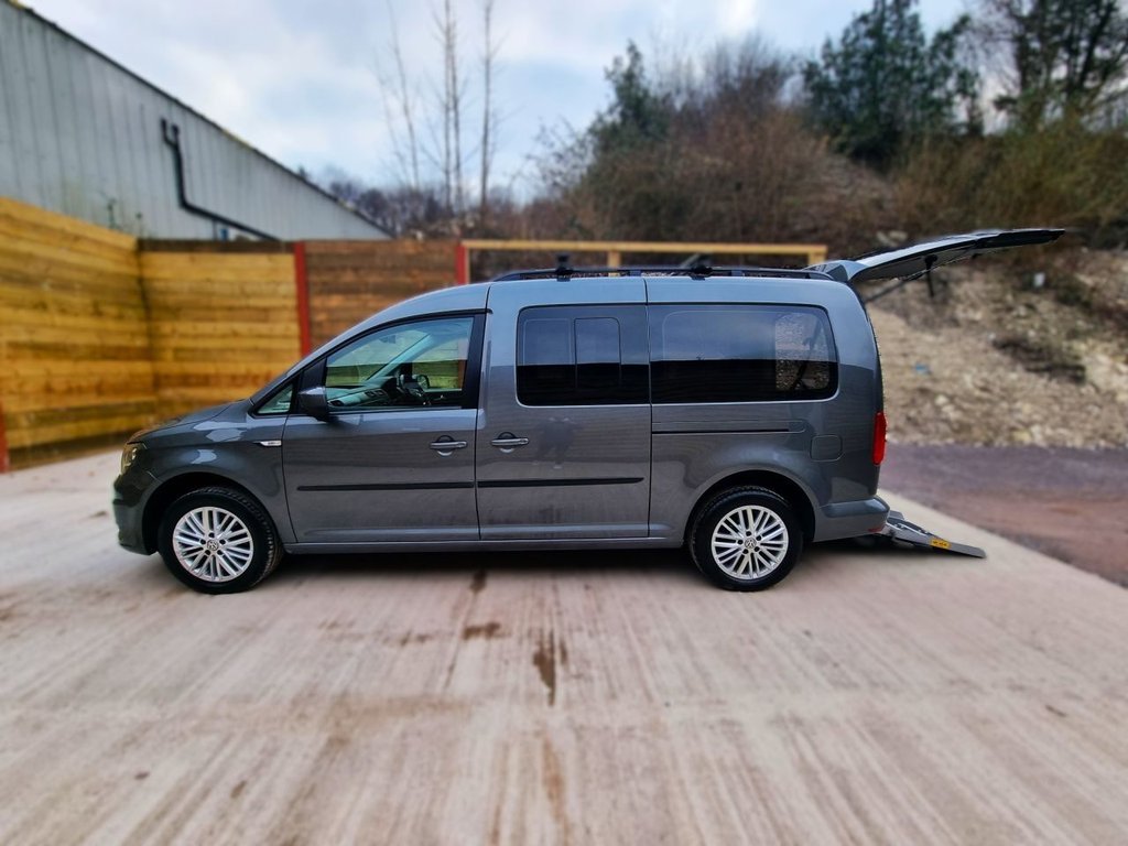 Used Volkswagen Caddy Life 2018 for sale - 76685873: Photo 16