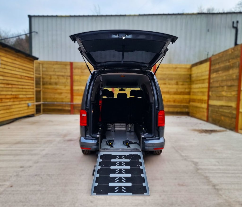 Used Volkswagen Caddy Life 2018 for sale - 76685873: Photo 3