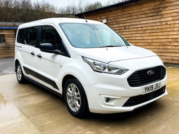 Used Ford Grand Tourneo Connect 2019 for sale - 77583473: Photo