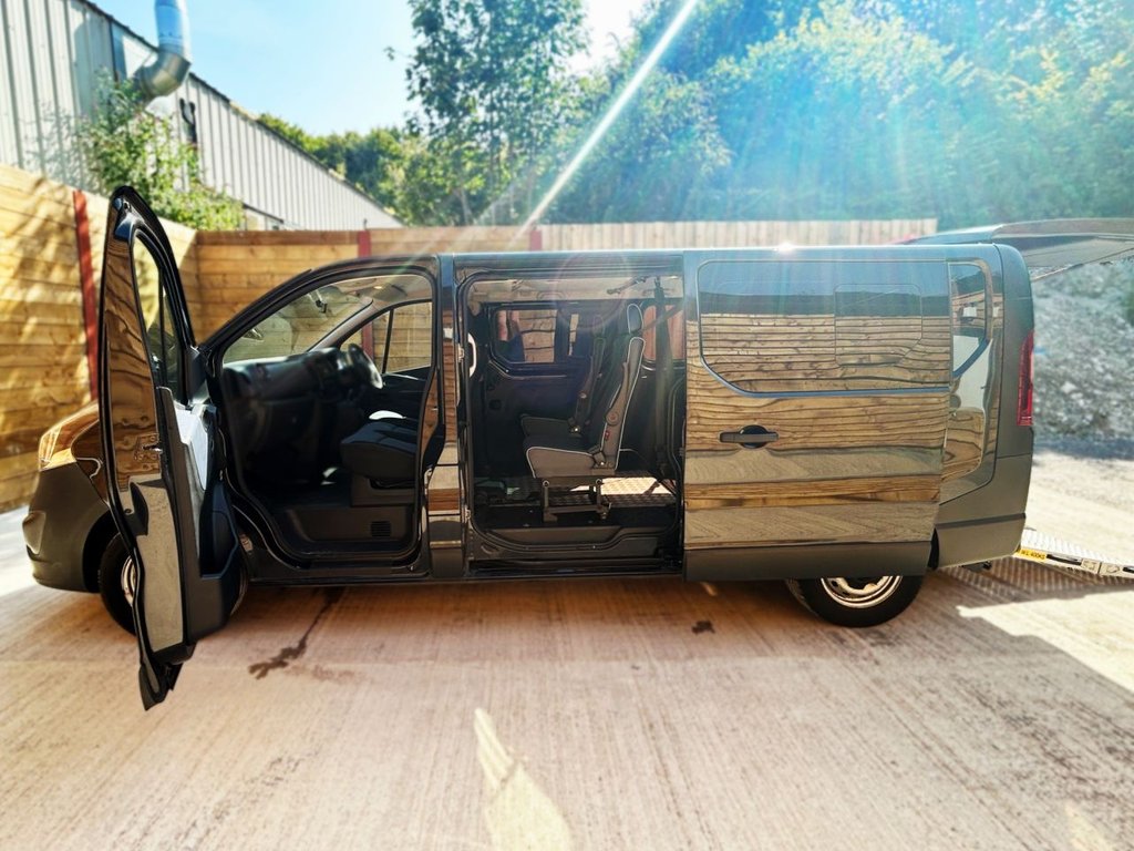 Used Vauxhall Vivaro 2017 for sale - 76582057: Photo 15