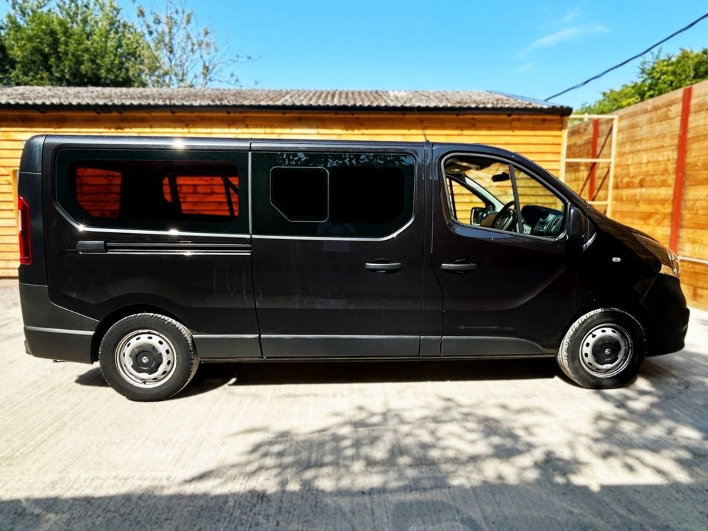 Used Vauxhall Vivaro 2017 for sale - 76582057: Photo 7