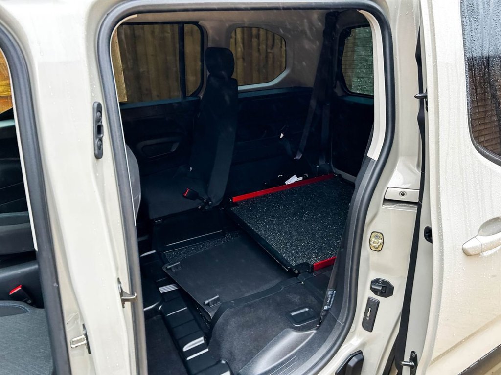 Used Peugeot Rifter 2020 for sale - 77188627: Photo 22