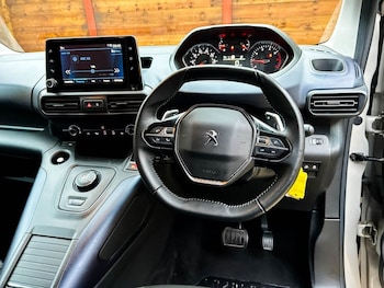 Used Peugeot Rifter 2020 for sale - 77188627: Photo