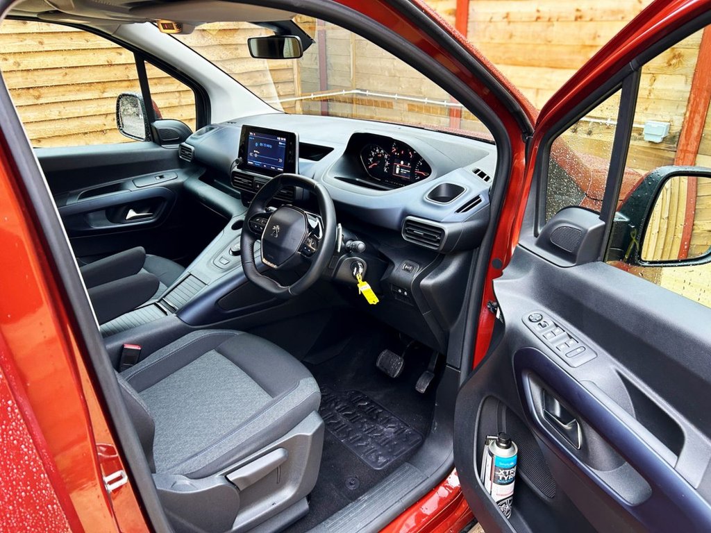 Used Peugeot Rifter 2020 for sale - 76698619: Photo 17